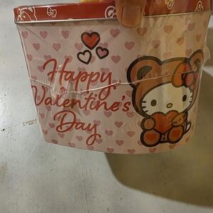 Hello Kitty Pink Valentine's Day Decor